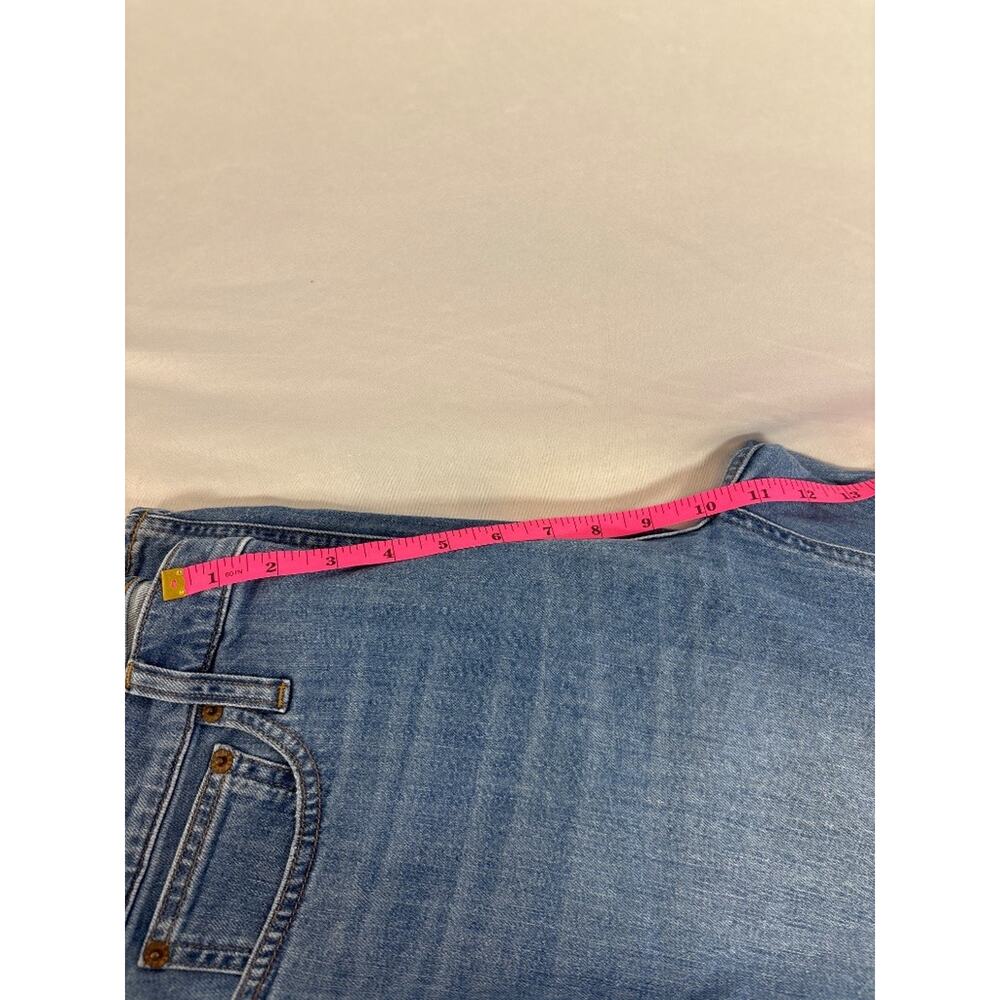 J.Crew Mid-Rise Flare Crop Jeans Light Wash Size 30P Petite Denim - Picture 3 of 5